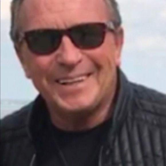 Meet your Posher, aging well Giorgio - Picture 3 of 8